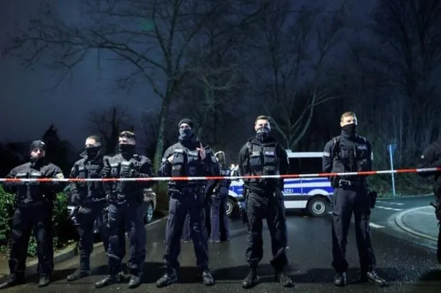 জার্মানিতে ট্রেনের ধাক্কায় এক শিশু নিহত