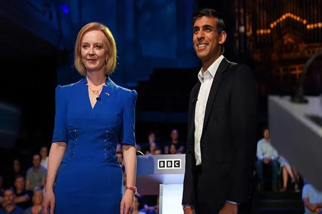 ঋষিকে পূর্ণ সমর্থন লিজ ট্রুসের