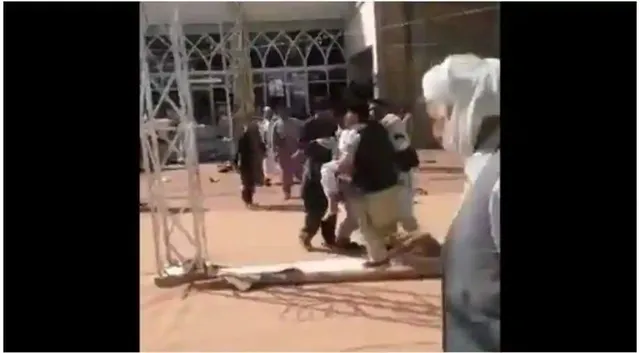 ভয়াবহ বিস্ফোরণে কাঁপল কান্দাহার, মৃত্যু ৩২ জনের