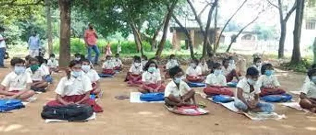 ফের শুরু মহল্লা ক্লাস