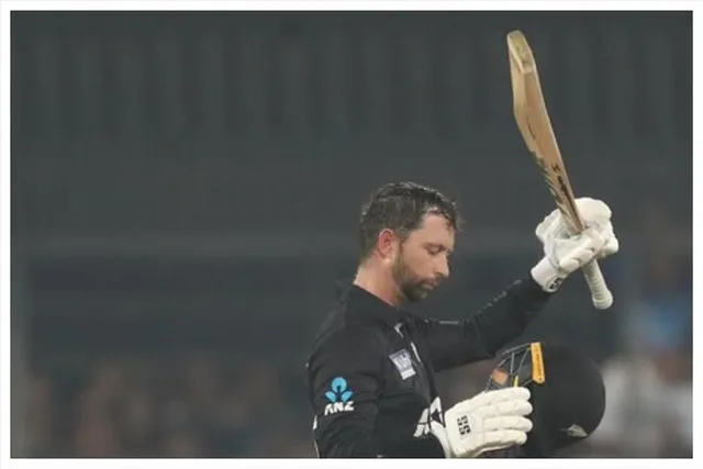 অর্ধশতরান করলেন কনওয়ে