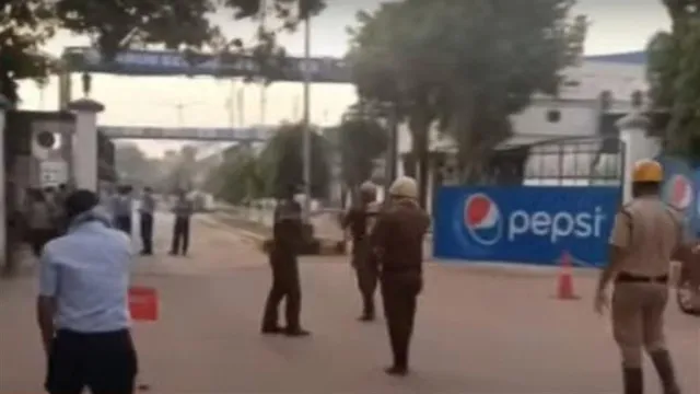 কামালগাজির ঠান্ডা পানীয়র কারখানায় গ্যাস লিক