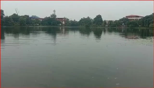 সাগরদিঘীতে স্নান করতে গিয়ে তলিয়ে গেল যুবক