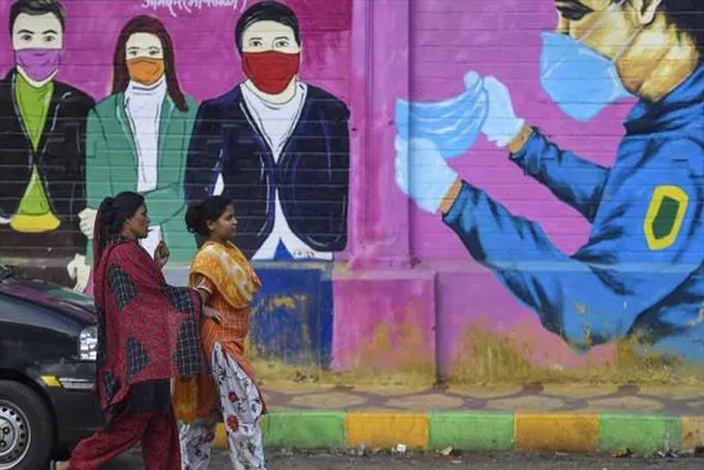 ১৭ শতাংশ বাড়ল দৈনিক সংক্রমণ