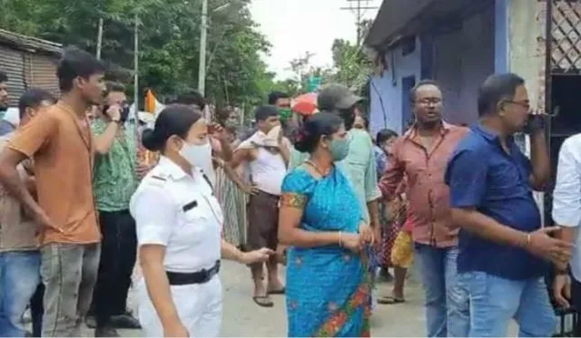 হোটেলে মদের আড্ডা! গ্রেফতার ৩