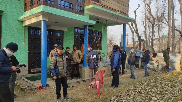 উপত্যকার একাধিক জায়গায় পুলিশের অভিযান