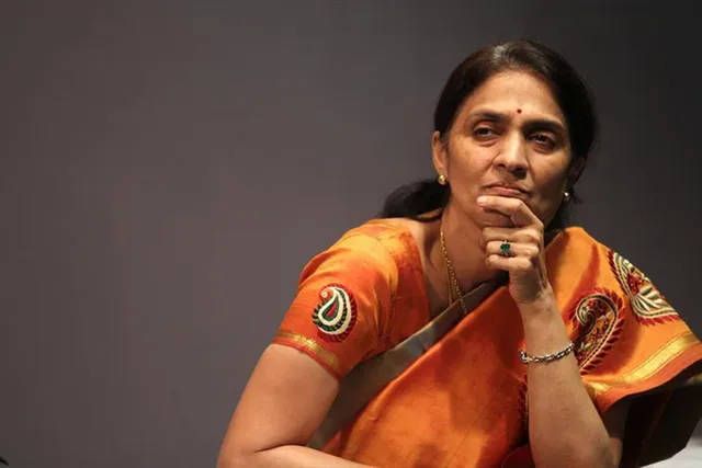 দিল্লি আদালত প্রাক্তন এনএসই প্রধান চিত্রা রামকৃষ্ণের রিমান্ড বাড়ালো ৪ দিন