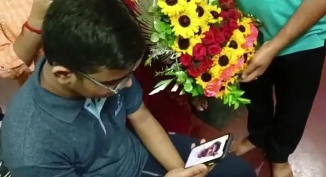 মাধ্যমিকে দ্বিতীয় ঘাটালের রৌনক, শুভেচ্ছা বার্তা দেবের