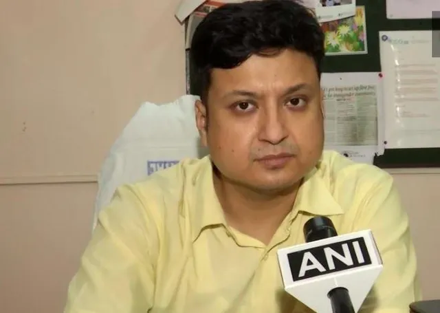 দুটি টিকা নিয়েও সংক্রমণ সম্ভব, জানাচ্ছেন পিয়ারলেস হাসপাতালের ডিরেক্টর