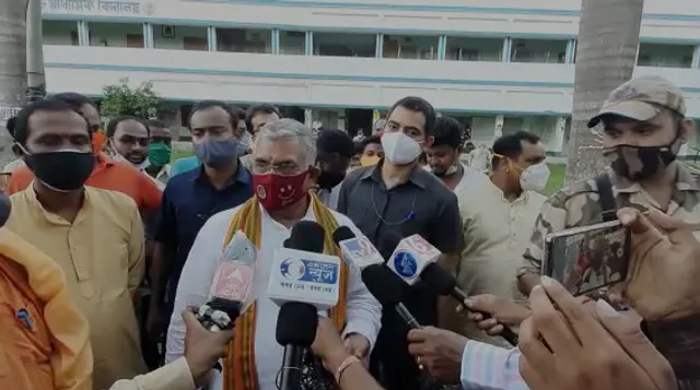 মমতা বন্দ্যোপাধ্যায়কে পাগল ছাড়া কেউ বিশ্বাস করে না, এগরাতে মন্তব্য দিলীপ ঘোষের