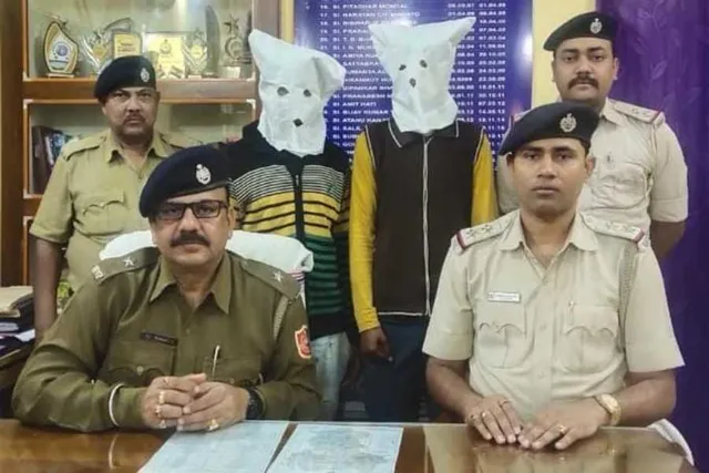 ২ ছিনতাইবাজকে গ্রেফতার করল পুলিশ