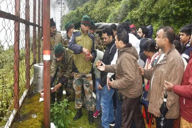 সিকিম থেকে উদ্ধার ৫৫০ পর্যটক