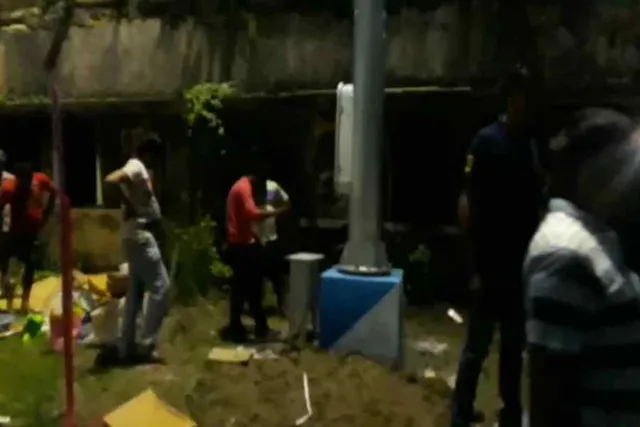 সিজগেড়িয়া হাসপাতালের সামনে হাই মাস লাইট উদ্বোধন করা হল