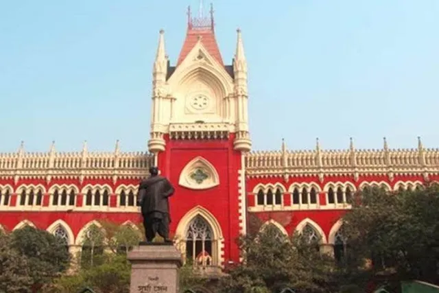 মানিক ভট্টাচার্যকে হাইকোর্টের নির্দেশ