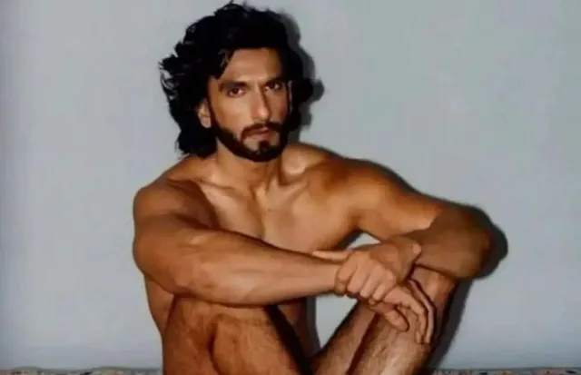 রণবীর সিংয়ের বিরুদ্ধে এফআইআর দায়ের