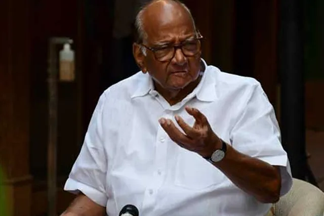 শরদ পাওয়ারের নিশানায় শিন্ডে সরকার
