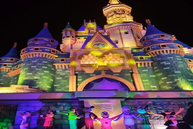 কুড়ি লক্ষ টাকা বাজেটের ডিজনিল্যান্ড খড়গপুরে