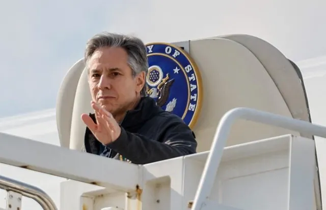 ইউক্রেন যুদ্ধে রাশিয়াকে অস্ত্র সরবরাহের বিষয়টি বিবেচনা করছে চীনঃ ব্লিনকেন