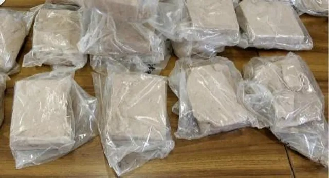 আসাম থেকে ১.৩ কেজি ওজনের হেরোইন বাজেয়াপ্ত করল পুলিশ