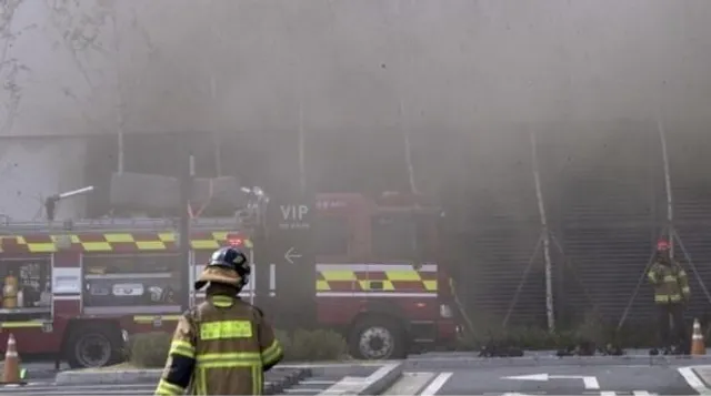 শপিং মলে ভয়াবহ আগুন, মৃত ৭