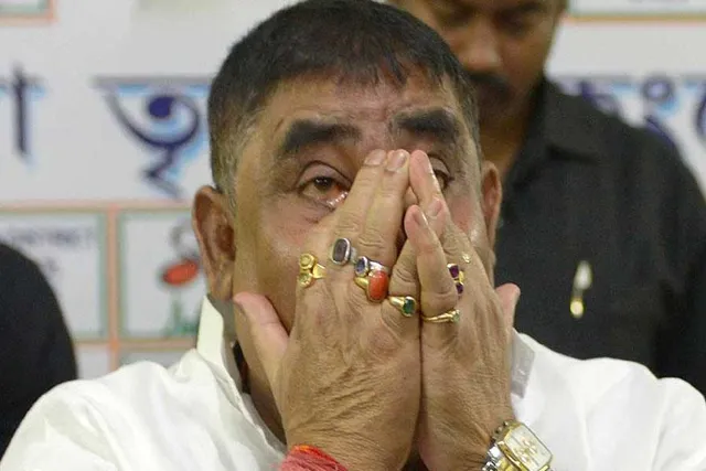 ফের অনুব্রতকে দেখে উঠল 'গরু চোর' স্লোগান