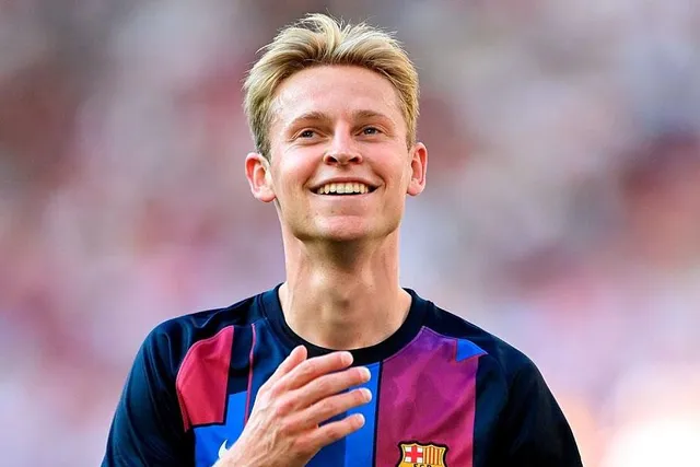 বার্সেলোনার দিকে তাকিয়ে ম্যানচেস্টার ইউনাইটেড