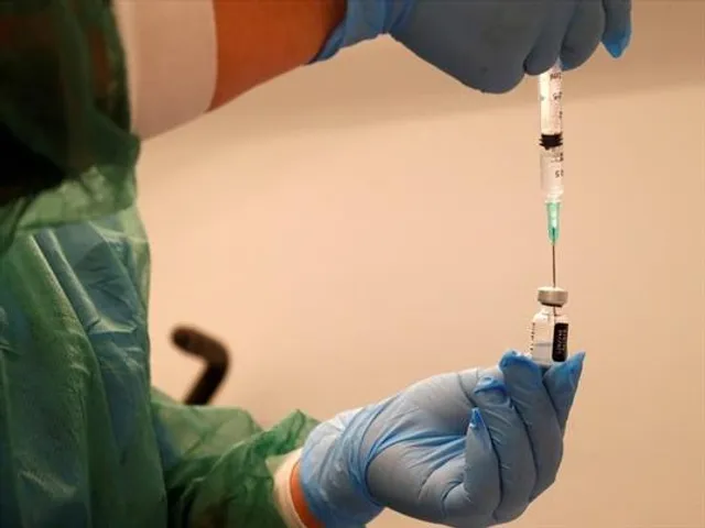 একদিনে রেকর্ড  টিকাকরণ মহারাষ্ট্রে