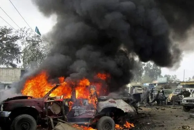 সোমালিয়ায় জোড়া গাড়ি বোমা হামলায় নিহত ৯জন