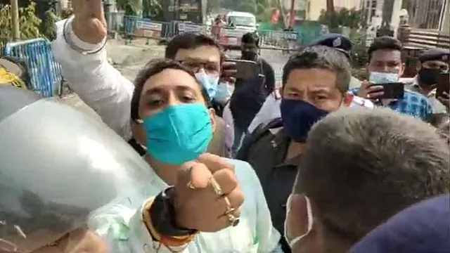 বিজেপির বিক্ষোভে ধুন্ধুমার!