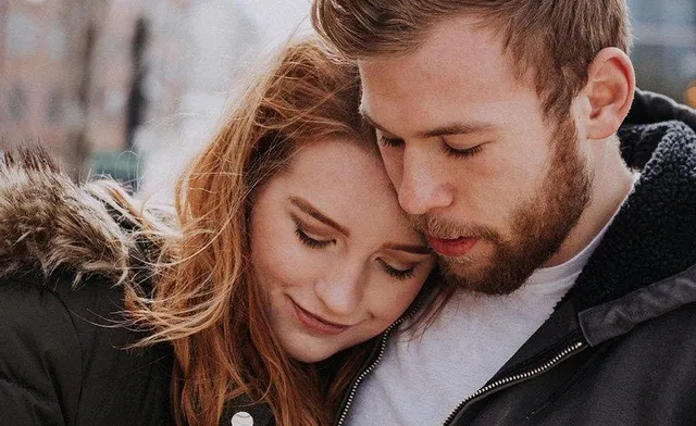 একজন নারীর মধ্যে পুরুষরা কী চায়?