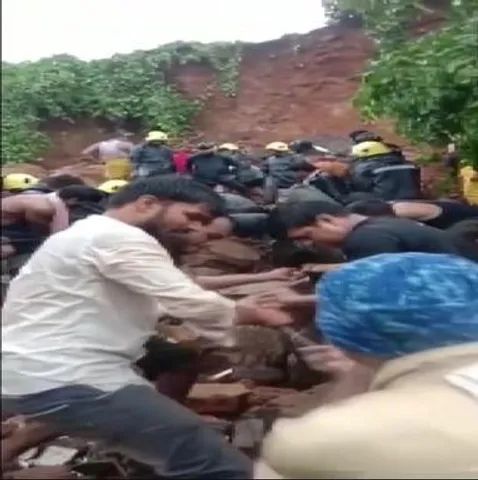 একটানা ভারী বর্ষণে মহারাষ্ট্রের ভাসাই এলাকায় ধস, মৃত ১, আহত ২