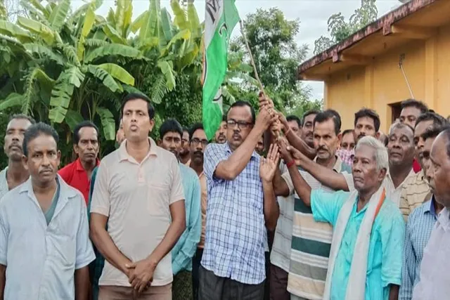 বিজেপি ছেড়ে তৃণমূলে ১০০ পরিবার