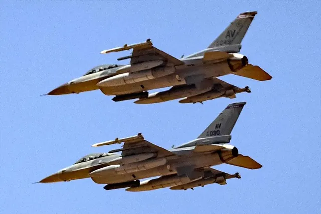 ইউক্রেনে পাঠানো সব যুদ্ধবিমান ধ্বংস করবে রাশিয়া