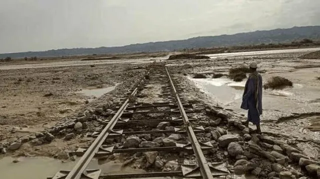 ১০ দিনের জন্য রেল পরিষেবা স্থগিত বেলুচিস্তানে