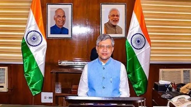 রেলের বেসরকারিকরণ নিয়ে আশ্বস্ত করলেন রেলমন্ত্রী