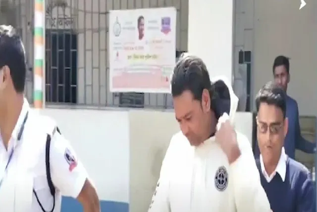 কলকাতা বিমানবন্দরে যাত্রীর ব্যাগ থেকে উদ্ধার হল ৪ রাউন্ড গুলি