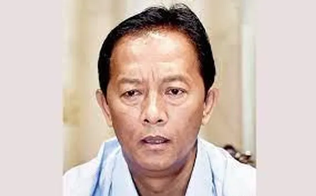 দল ছাড়লেন বিনয় তামাং