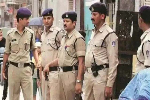 রাজ্য পুলিশে ব্যাপক নিয়োগের ঘোষণা প্রধানমন্ত্রীর