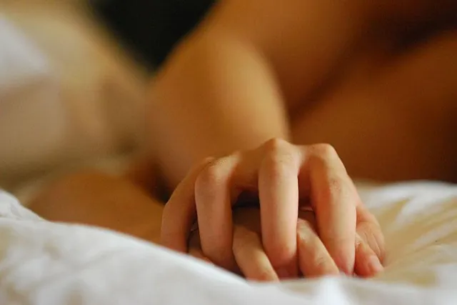 রক্তচাপ কমাতে শরীরী খেলায় মাতুন