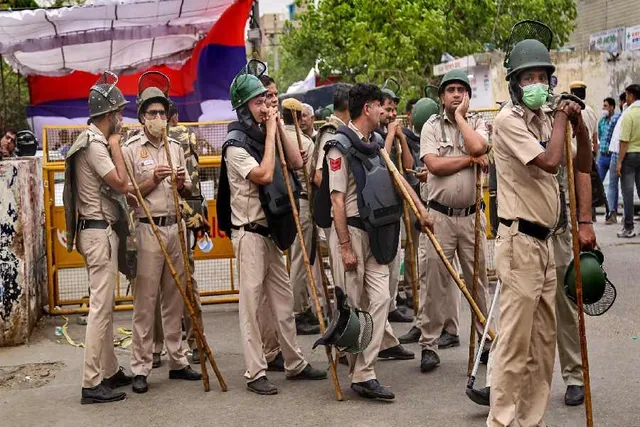 দিল্লির জাহাঙ্গীরপুরী থেকে গ্রেফতার এক সন্ত্রাসী