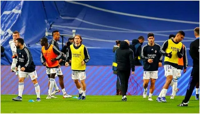 করোনায় কাঁপছে রিয়াল