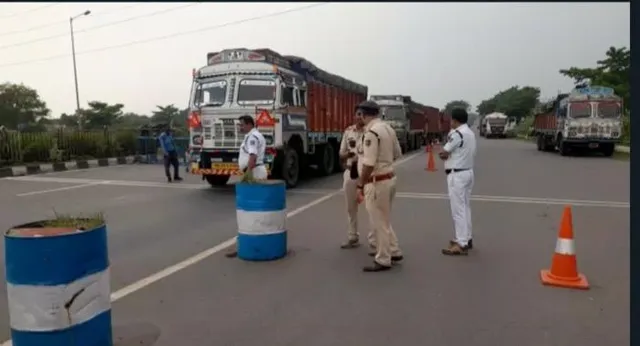 অবৈধ কয়লার কারবার রোধে সক্রিয় পুলিশ প্রশাসন