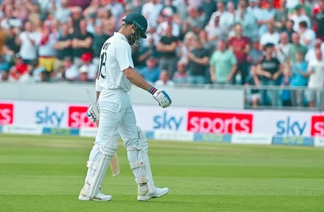 তৃতীয় টেস্ট ম্যাচের প্রথম দিনে ভারতের ব্যাটিংয়ে বিপর্যয়, তবে হাল ছাড়েনি ভারতীয় ক্রিকেট ভক্তরা