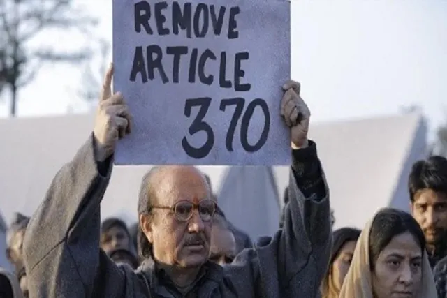 'দ্য কাশ্মীর ফাইলস' নিয়ে ইসরায়েলি পরিচালকের মন্তব্যে ক্ষোভ উগড়ে দিলেন অভিনেতা