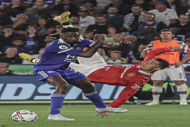 ৩৭ বছর বয়সেও রোনাল্ডোর ব্যাকভলি, দেখে নিন ভিডিও