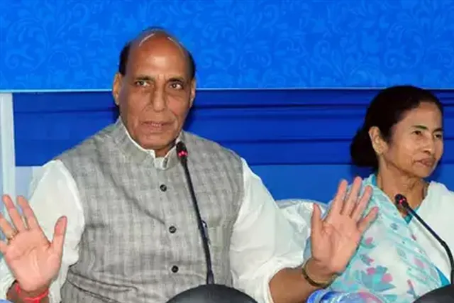 ট্যাবলো ইস্যুতে মুখ্যমন্ত্রীকে চিঠি প্রতিরক্ষামন্ত্রীর