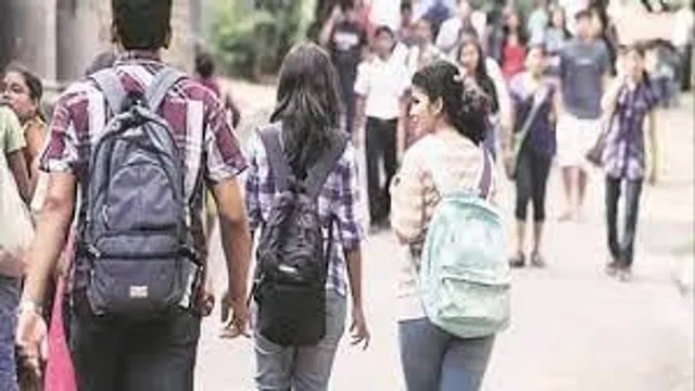 করোনা-আবহে এবার কলেজ-বিশ্ববিদ্যালয়ে সূচি বাঁধল ইউজিসি