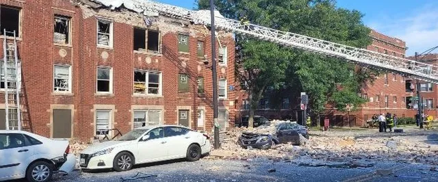 শিকাগোতে আবাসিক ভবনে বিস্ফোরণে অন্তত ৮ জন আহত