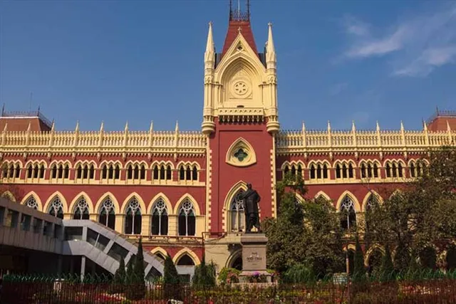 দুপুর ৩টের মধ্যে বেআইনি তালিকা প্রকাশের নির্দেশ পর্ষদকে