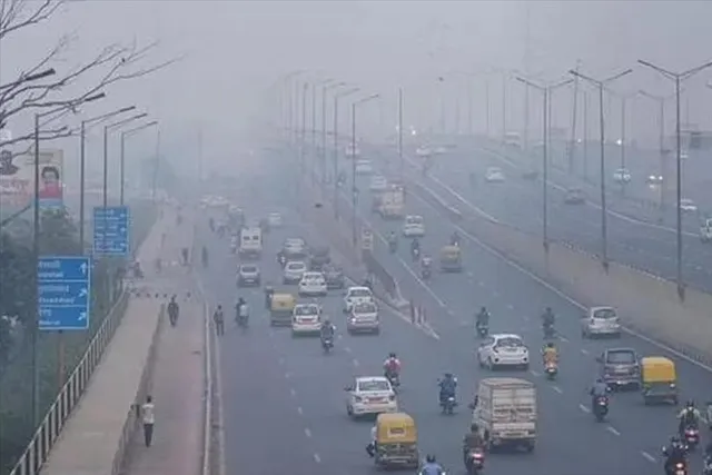 সবচেয়ে দূষিত শহরের তকমা পেল রাজধানী, মানতে নারাজ কেজরি